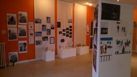 Espace exposition productions d'élèves - MJC la Roche sur Foron 