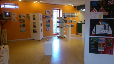 Espace exposition productions d'élèves - MJC la Roche sur Foron 